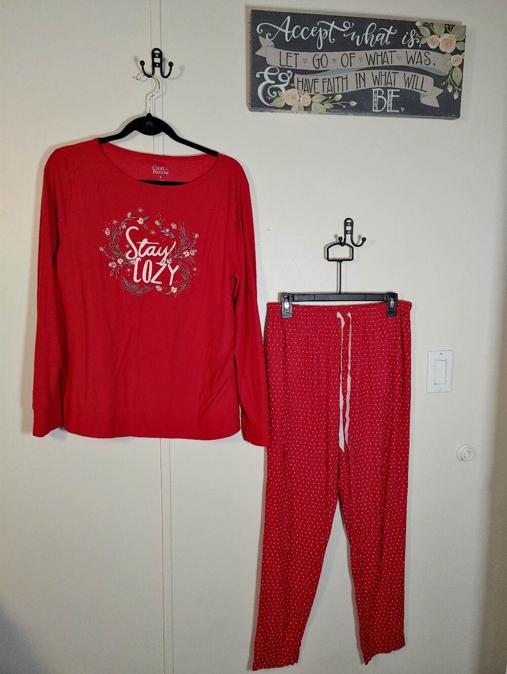 Like New Croft & Barrow Medium Red Stay Cozy Long Sleeve Pajama set